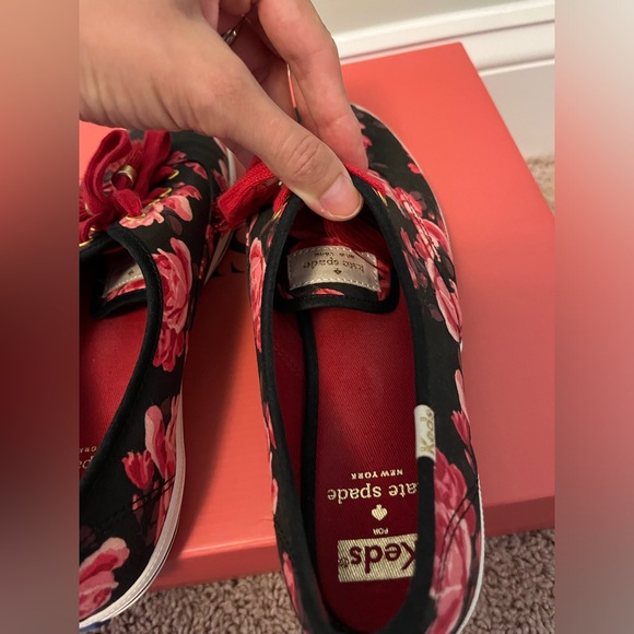 Kate Spade Keds Red Rose Black Canvas Sneakers Tennis Shoes Size 8 - Picture 7 of 11